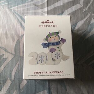 Hallmark 2019 “Frosty Fun Decade” Ornament - NEW